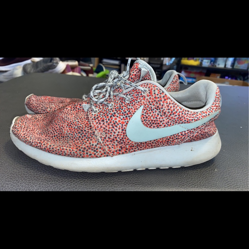 Women’s nikes